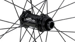 EASTON Set De Roues En Carbone EC70 AX Disc Center Lock 28" 8 EASTON Set De Roues En Carbone EC70 AX Disc Center Lock 28" -Shimano Soldes Magasin 347340