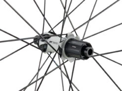 Dt-swiss Set De Roues PR 1600 SPLINE 23 Disc Center Lock 28" -Shimano Soldes Magasin 397904