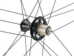 Campagnolo® Set De Roues En Carbone Bora WTO 45 Road 28" 19 Campagnolo® Set De Roues En Carbone Bora WTO 45 Road 28" -Shimano Soldes Magasin 464524