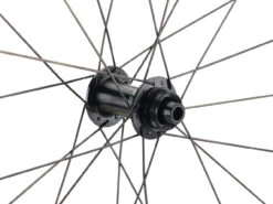 ZIPP Set De Roues En Carbone 303 S Tubeless Disc Center Lock -Shimano Soldes Magasin 475250