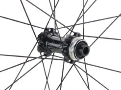 Shimano Set De Roues En Carbone WH-R9270-C36-TL Dura-Ace Disc Center Lock +Sac 10 Shimano Set De Roues En Carbone WH-R9270-C36-TL Dura-Ace Disc Center Lock +Sac -Shimano Soldes Magasin 477231