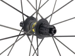 Mavic Set De Roues En Carbone Cosmic Ultimate UST Disc Center Lock 12 Mavic Set De Roues En Carbone Cosmic Ultimate UST Disc Center Lock -Shimano Soldes Magasin 484858